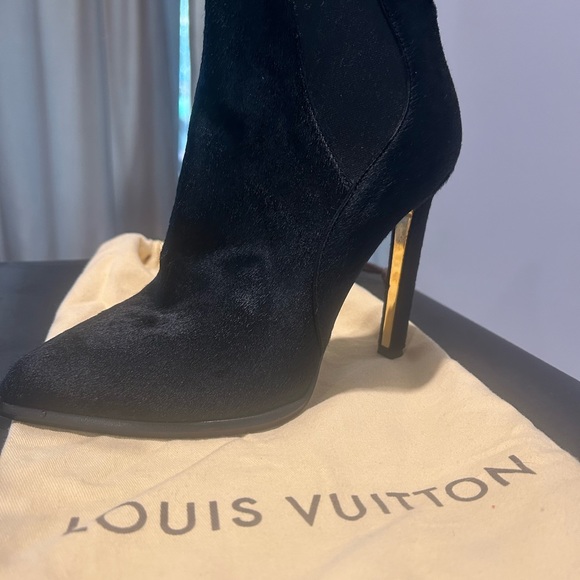 Louis Vuitton stiletto boots size 38 - Picture 7 of 11